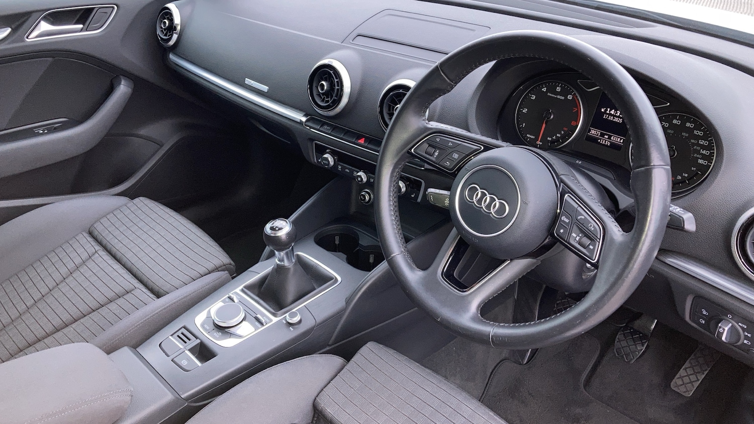 Used Audi A3 2017 for sale - 76449546: Photo 21