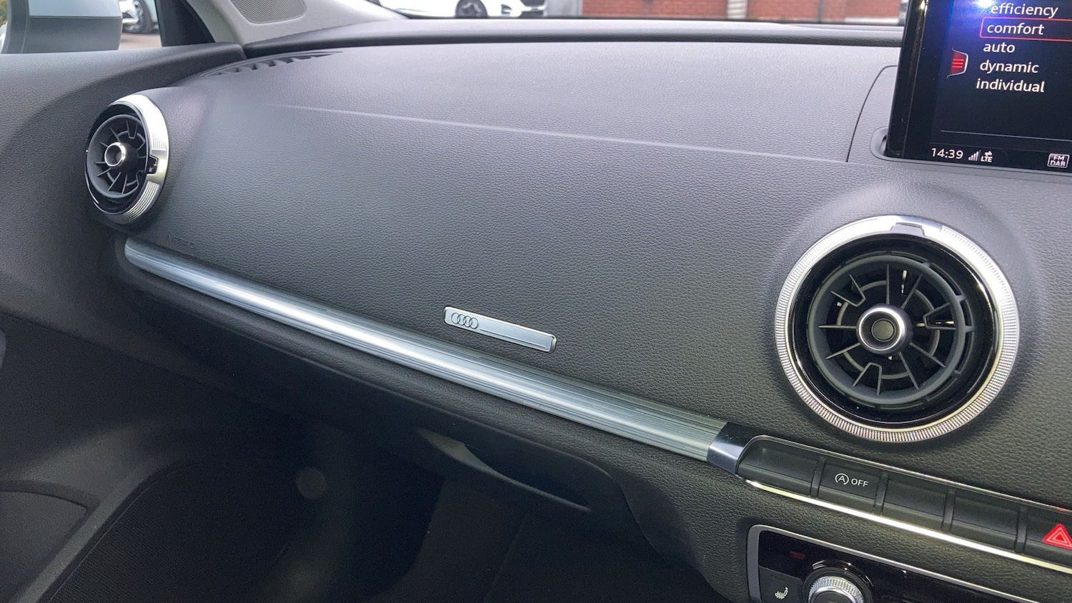 Used Audi A3 2017 for sale - 76449546: Photo 9