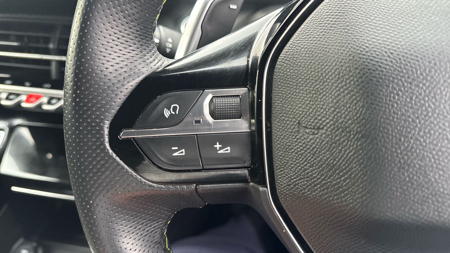 Used Peugeot 208 2023 for sale - 77167943: Photo 33