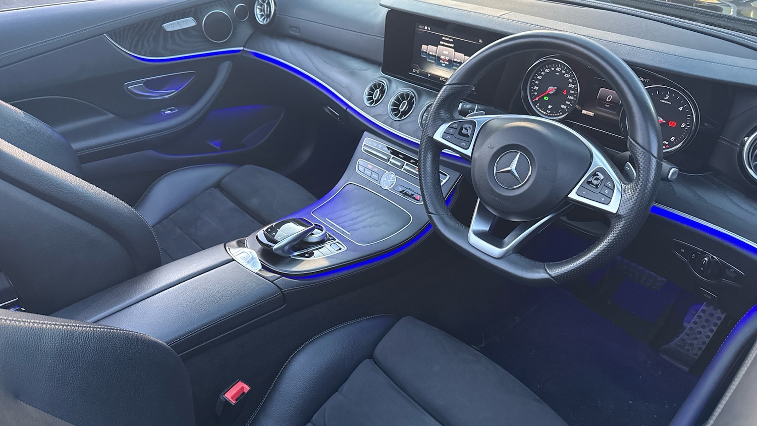 Used Mercedes-Benz E Class 2018 for sale - 76662923: Photo 11