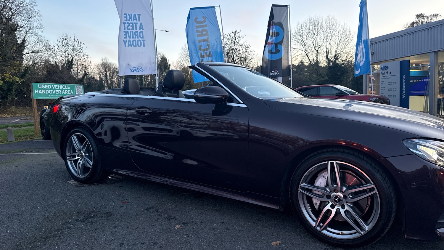 Used Mercedes-Benz E Class 2018 for sale - 76662923: Photo 32