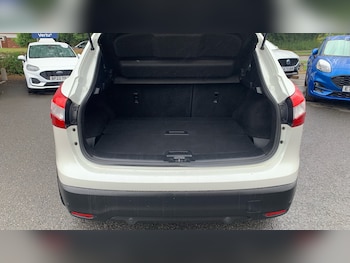 Used Nissan Qashqai 2016 for sale - 75405824: Photo