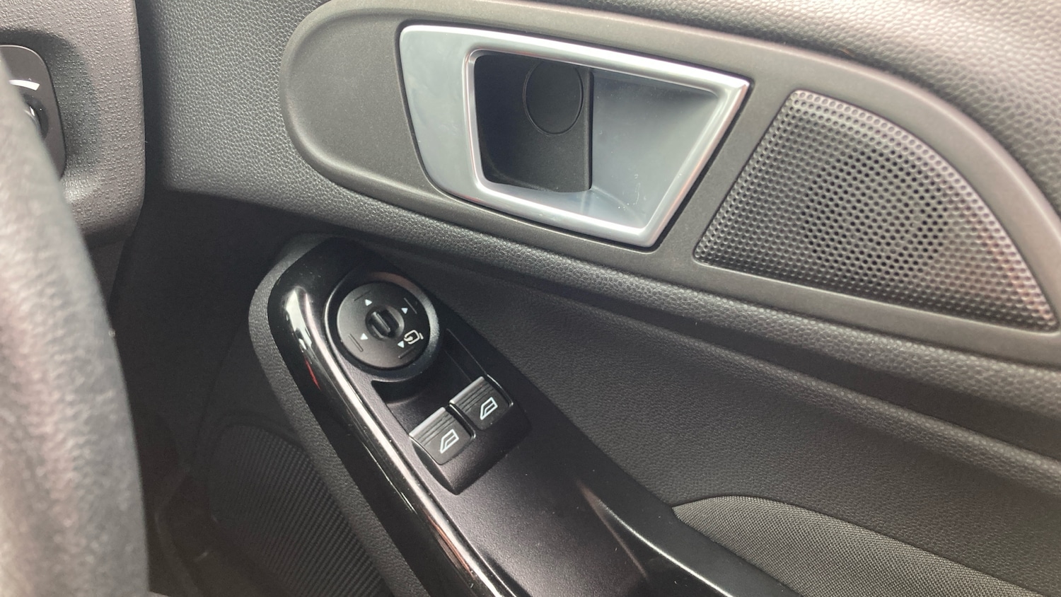 Used Ford Fiesta 2016 for sale - 77589727: Photo 40