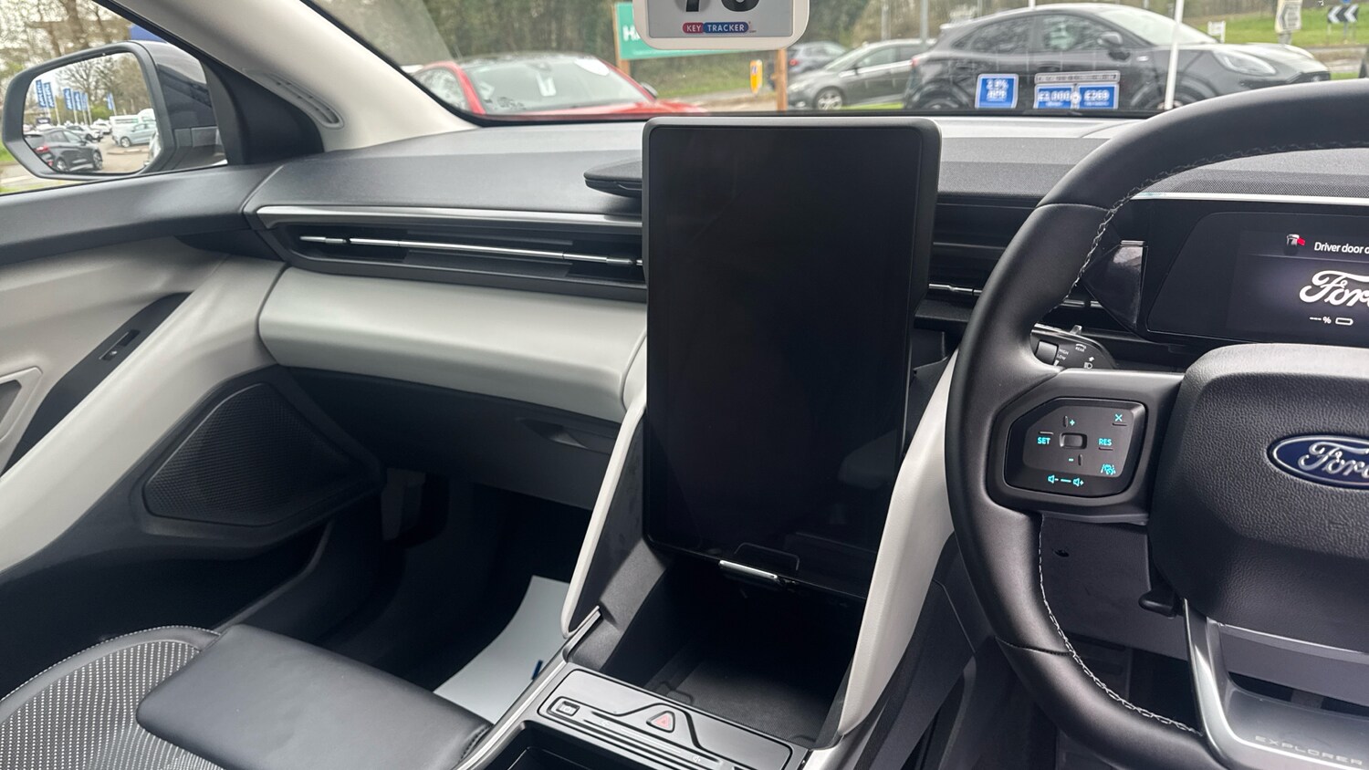 Used Ford Explorer 2025 for sale - 77997496: Photo 14