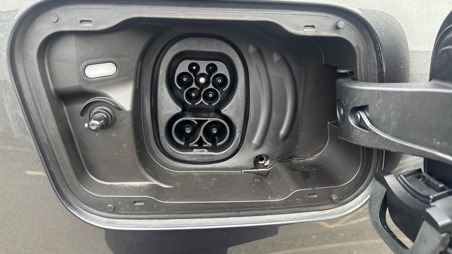 Used Ford Explorer 2025 for sale - 77997496: Photo 35