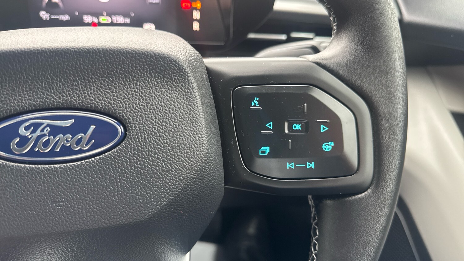 Used Ford Explorer 2025 for sale - 77997496: Photo 43