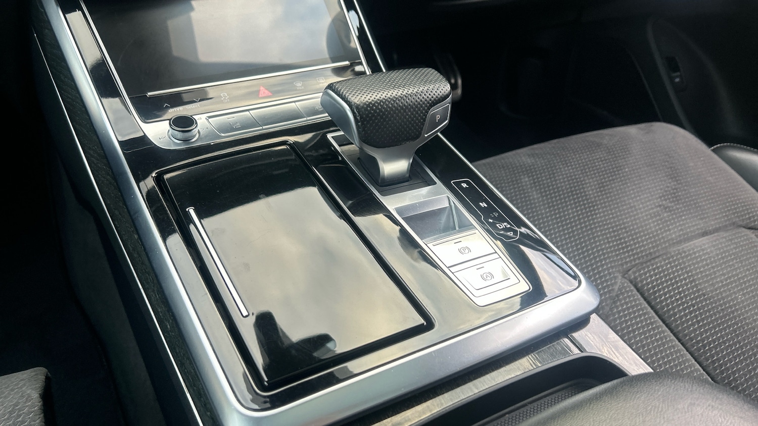 Used Audi Q8 2019 for sale - 76393432: Photo 13