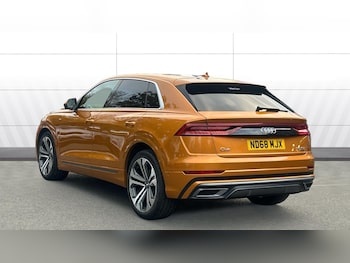 Used Audi Q8 2019 for sale - 76393432: Photo