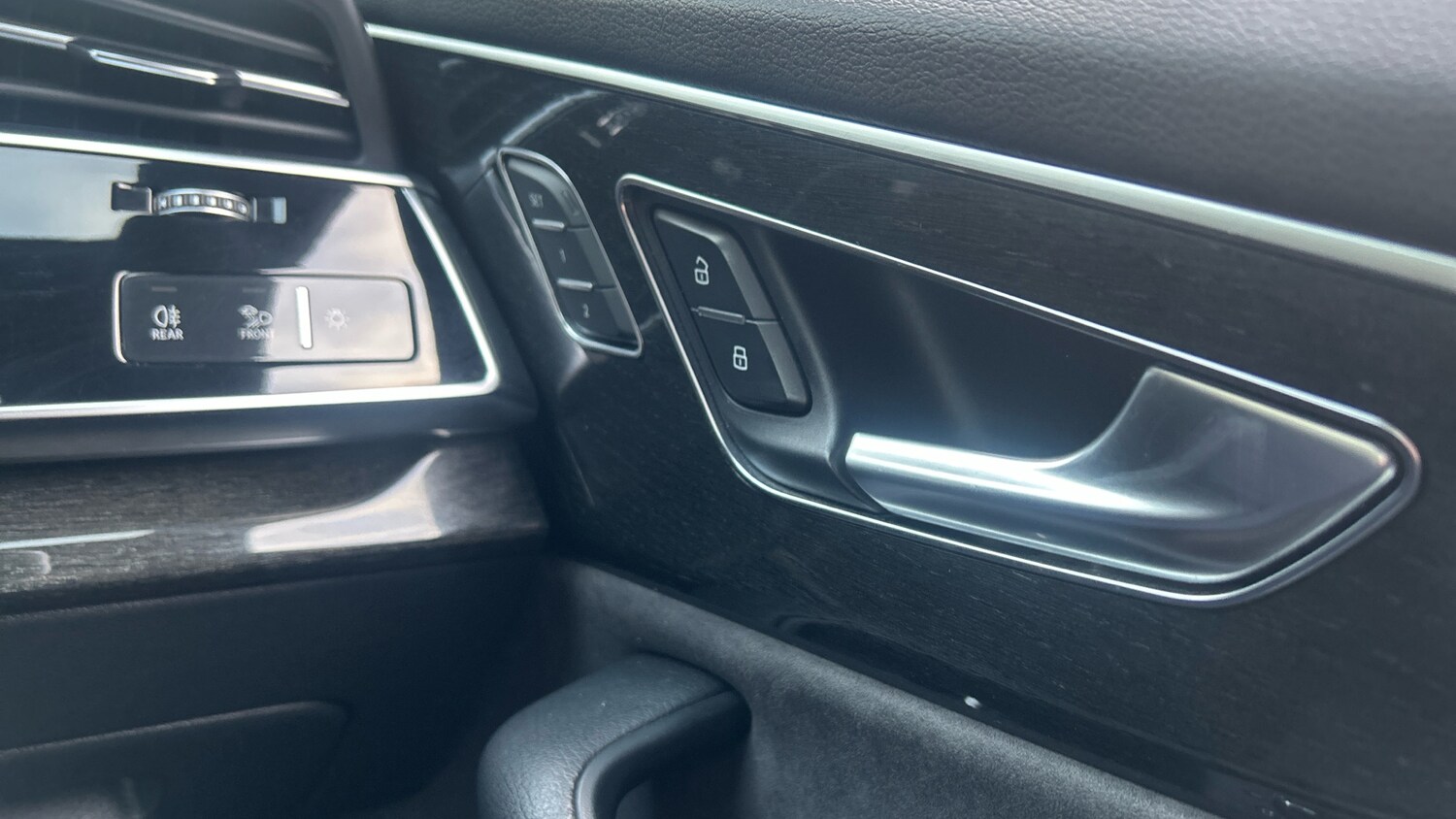 Used Audi Q8 2019 for sale - 76393432: Photo 36