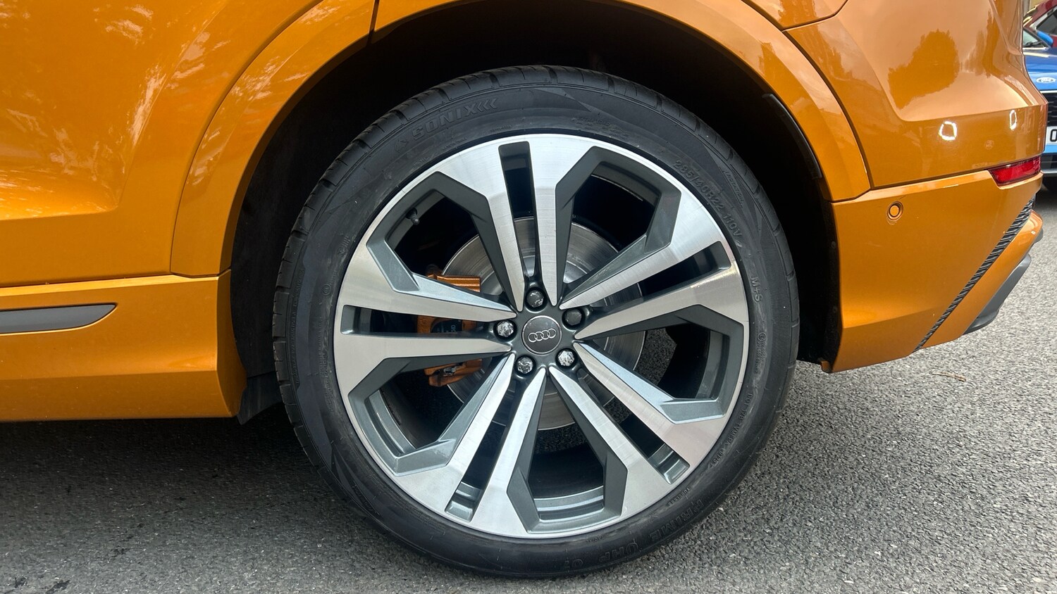 Used Audi Q8 2019 for sale - 76393432: Photo 50