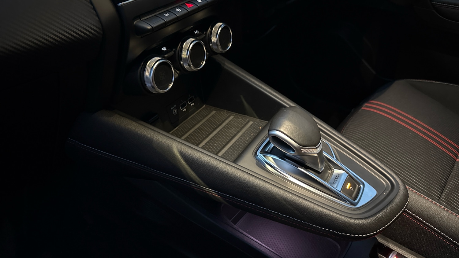 Used Renault Captur 2022 for sale - 76444474: Photo 13