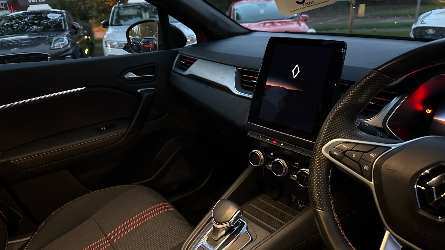 Used Renault Captur 2022 for sale - 76444474: Photo 14