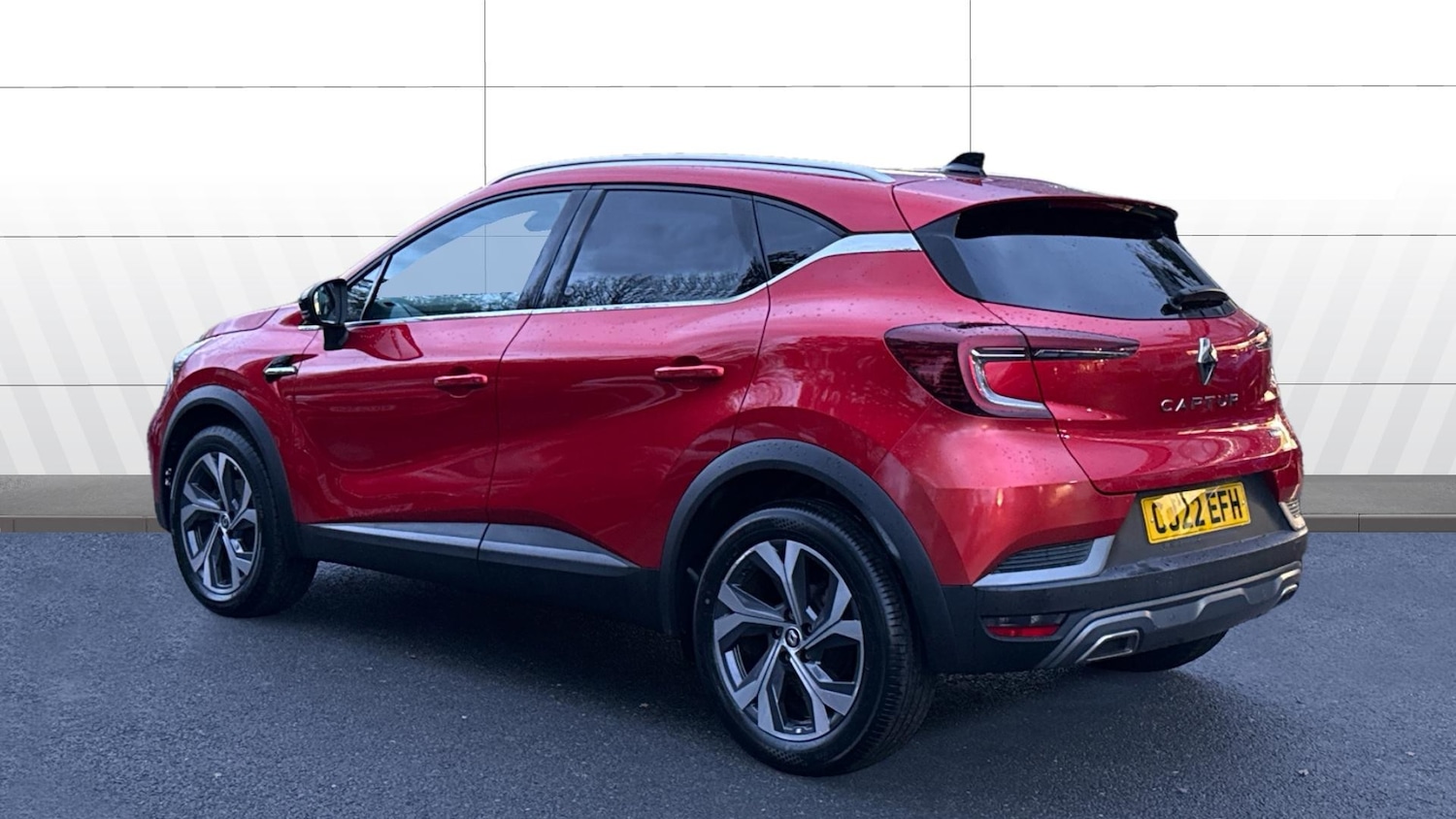 Used Renault Captur 2022 for sale - 76444474: Photo 2