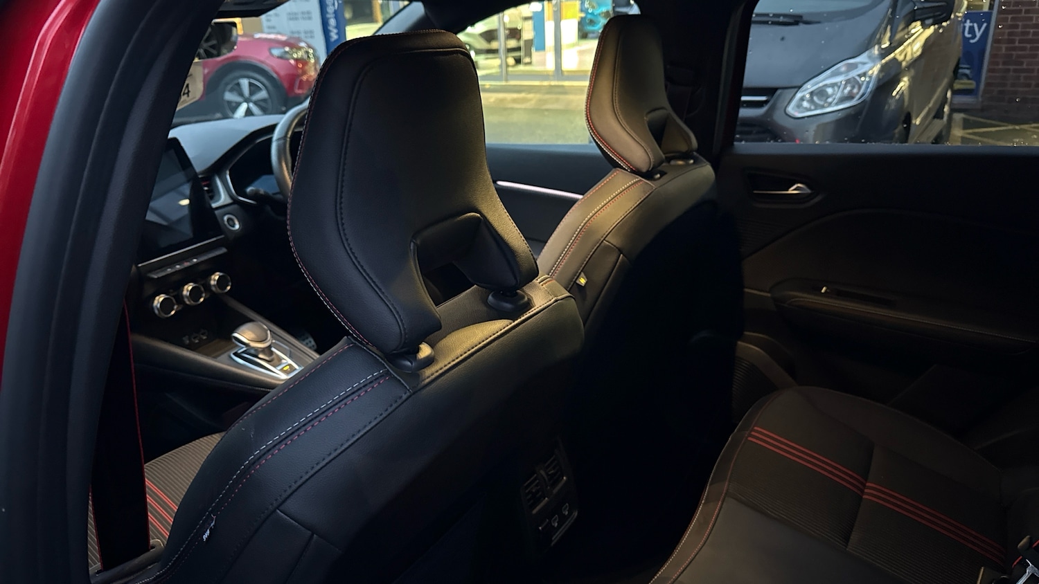 Used Renault Captur 2022 for sale - 76444474: Photo 32