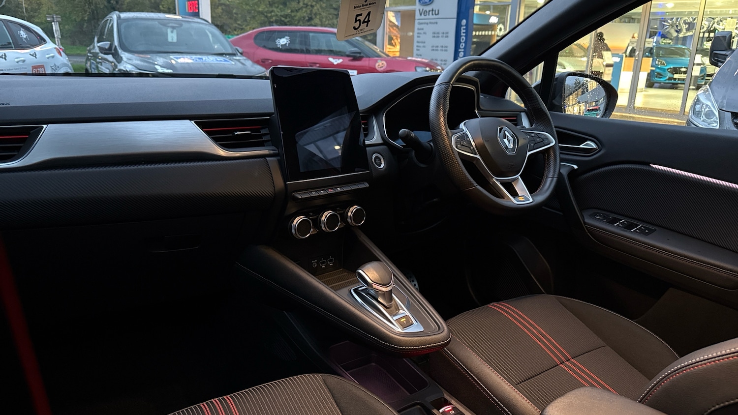 Used Renault Captur 2022 for sale - 76444474: Photo 9