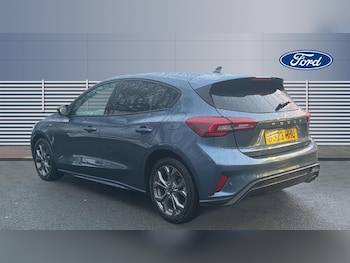 Used Ford Focus 2023 for sale - 76831544: Photo