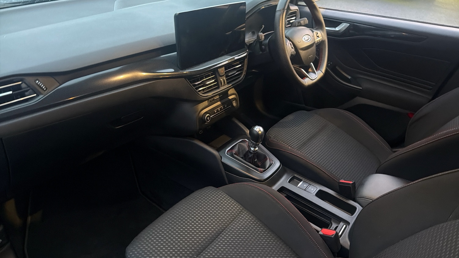 Used Ford Focus 2023 for sale - 76831544: Photo 9