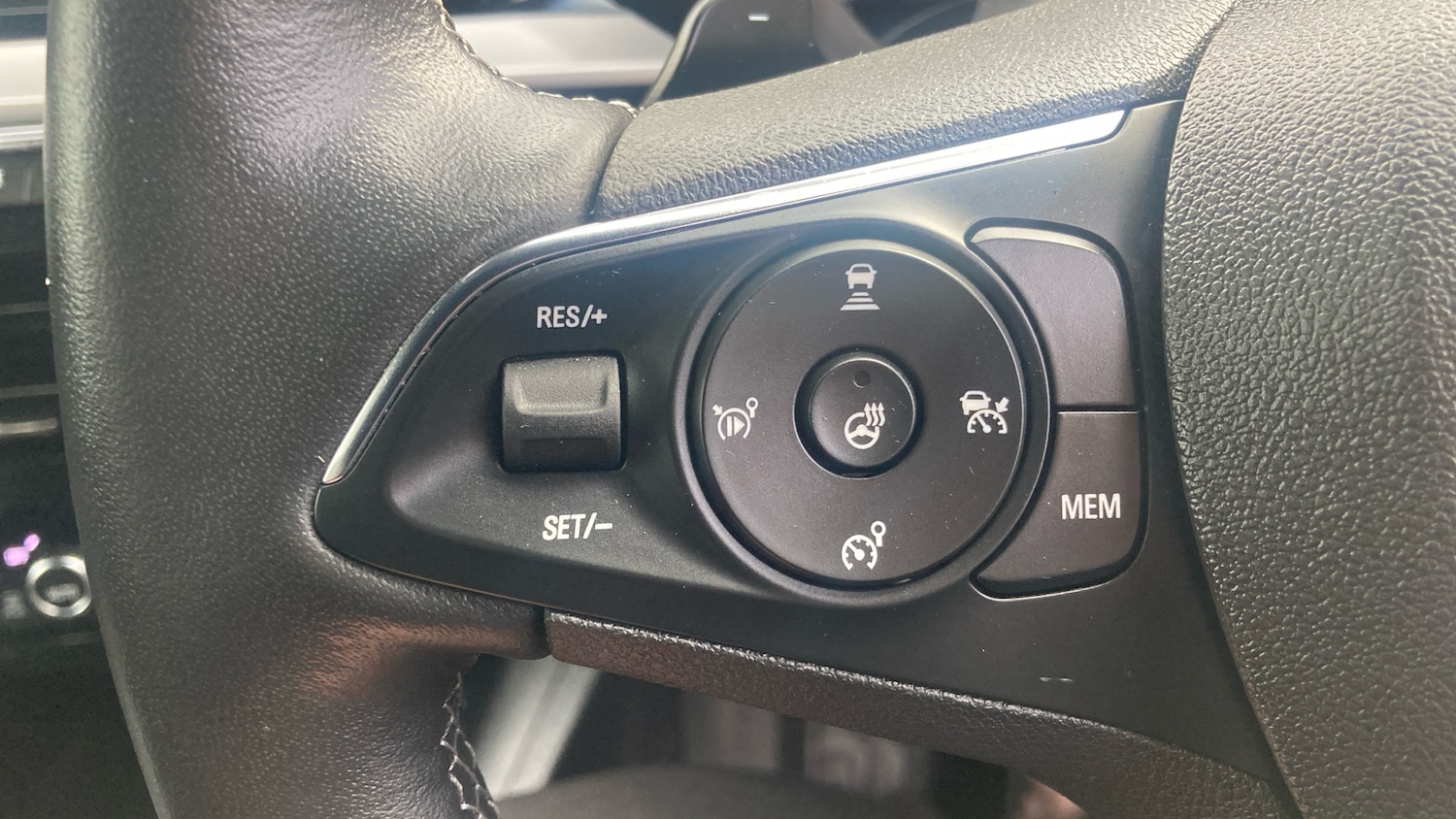 Used Vauxhall Mokka 2023 for sale - 78010948: Photo 36