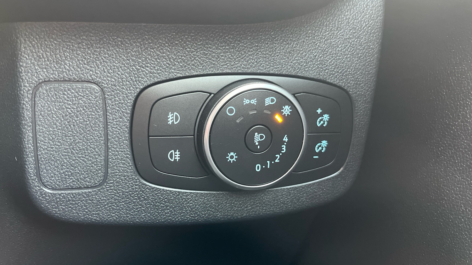 Used Ford Puma 2020 for sale - 76877344: Photo 21