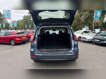 Used Ford S-Max 2023 for sale - 79802409: Photo