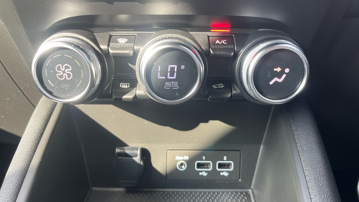 Used Renault Captur 2023 for sale - 77779044: Photo 32