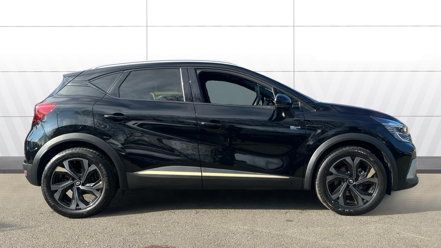 Used Renault Captur 2023 for sale - 77779044: Photo 5