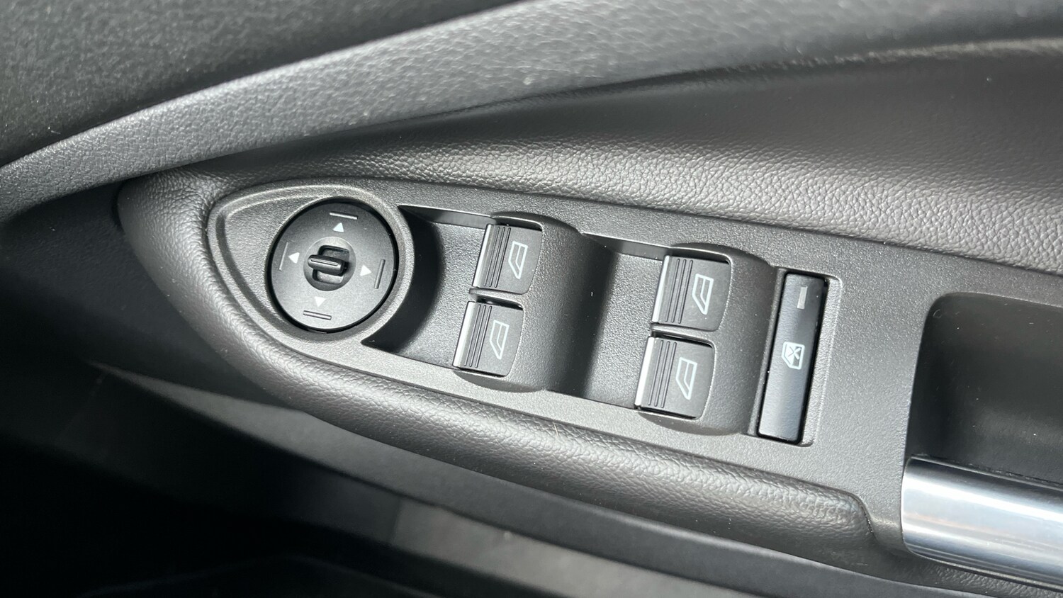 Used Ford Kuga 2016 for sale - 77831651: Photo 23