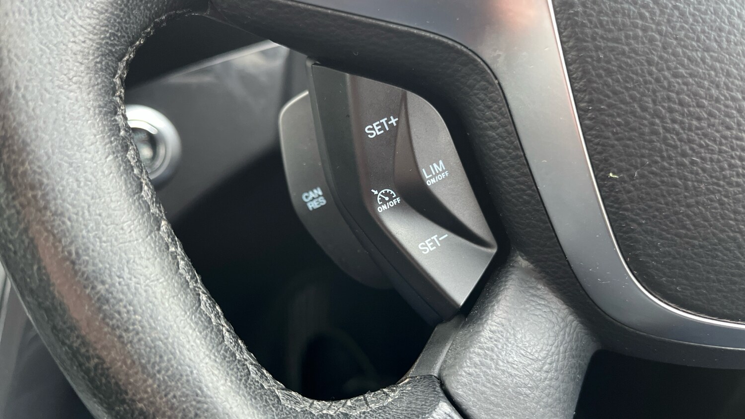 Used Ford Kuga 2016 for sale - 77831651: Photo 29