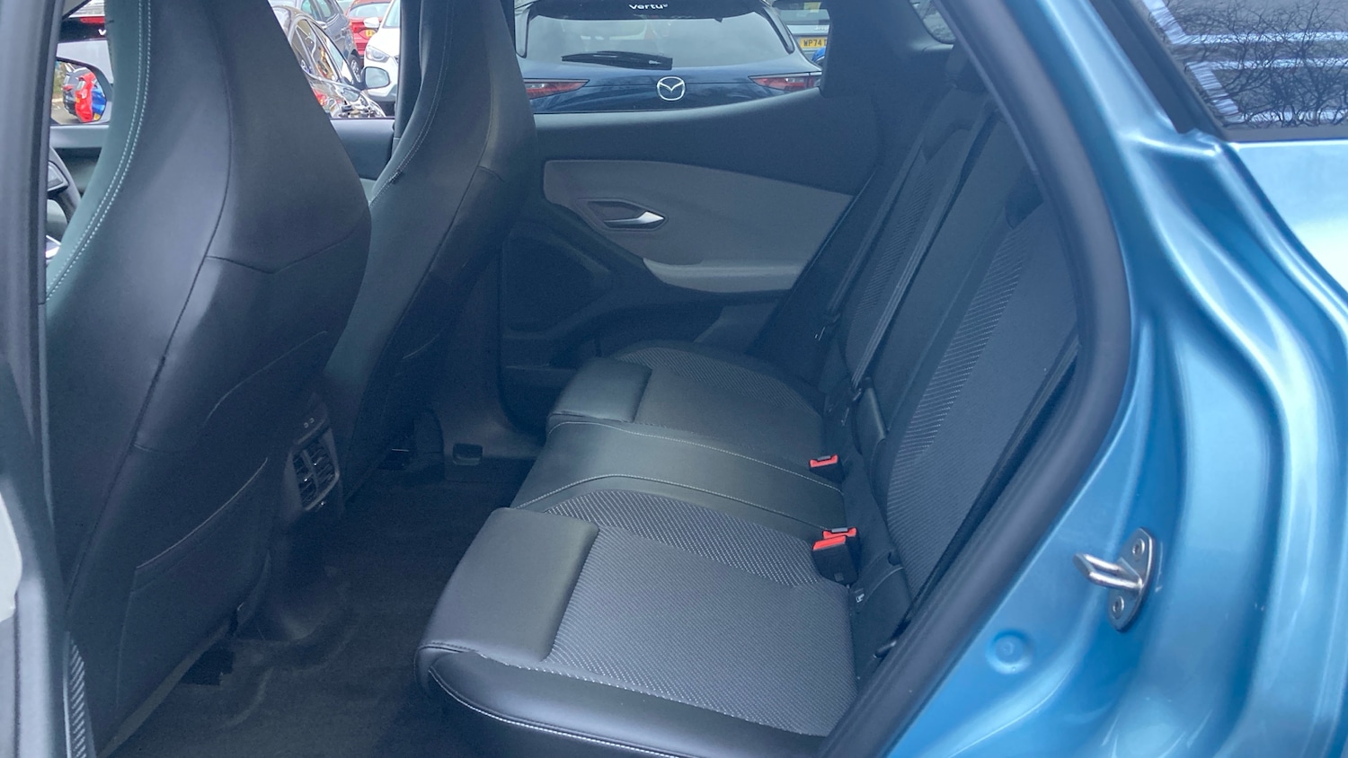 Used Ford Explorer 2025 for sale - 77830431: Photo 16