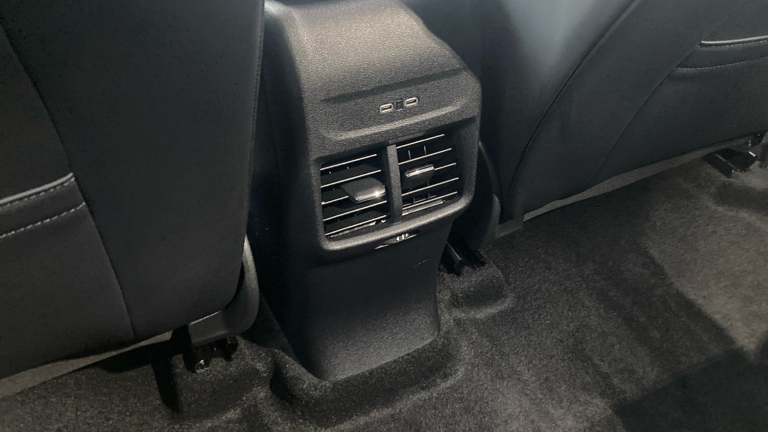 Used Ford Explorer 2025 for sale - 77830431: Photo 21