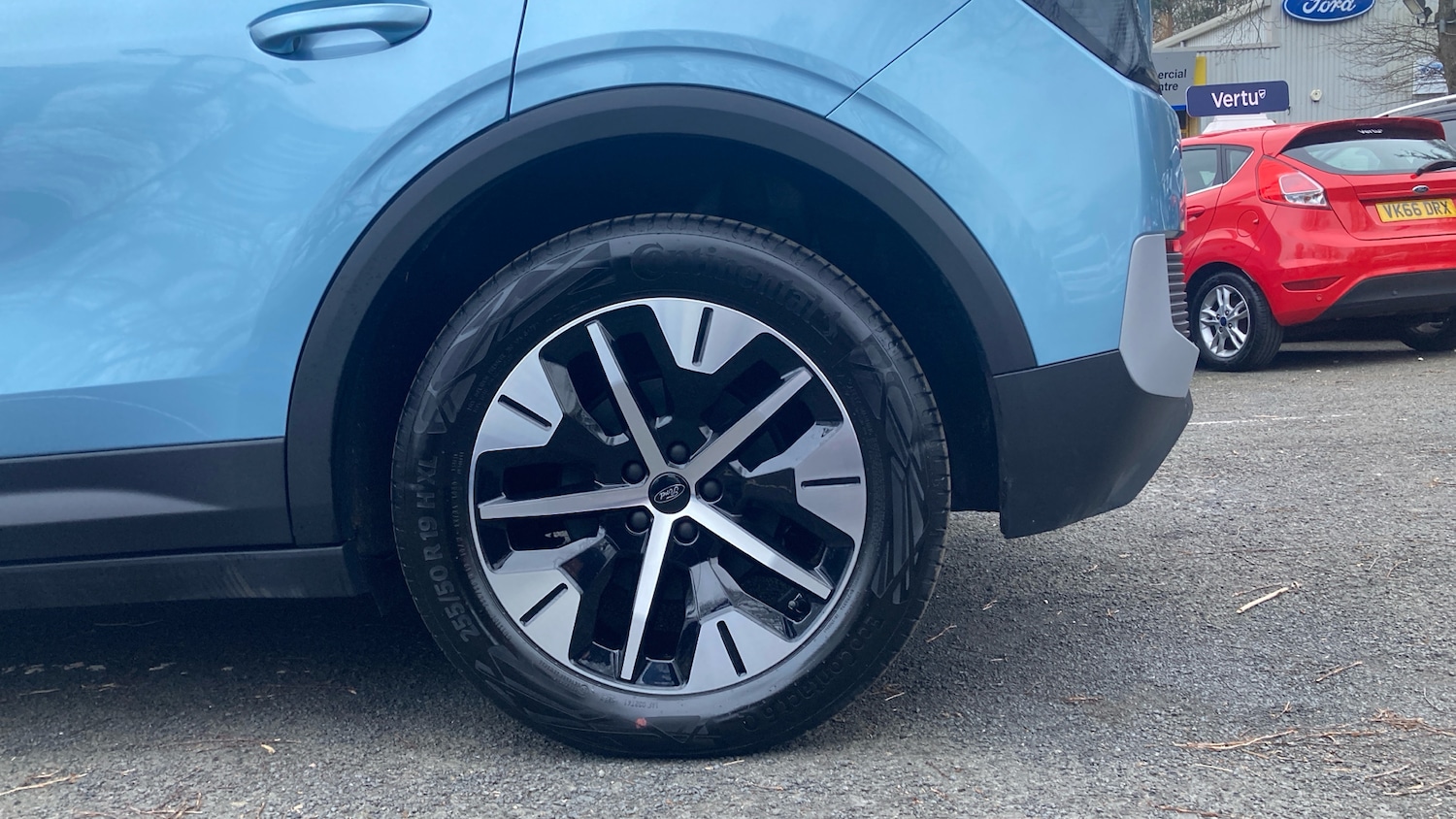 Used Ford Explorer 2025 for sale - 77830431: Photo 7