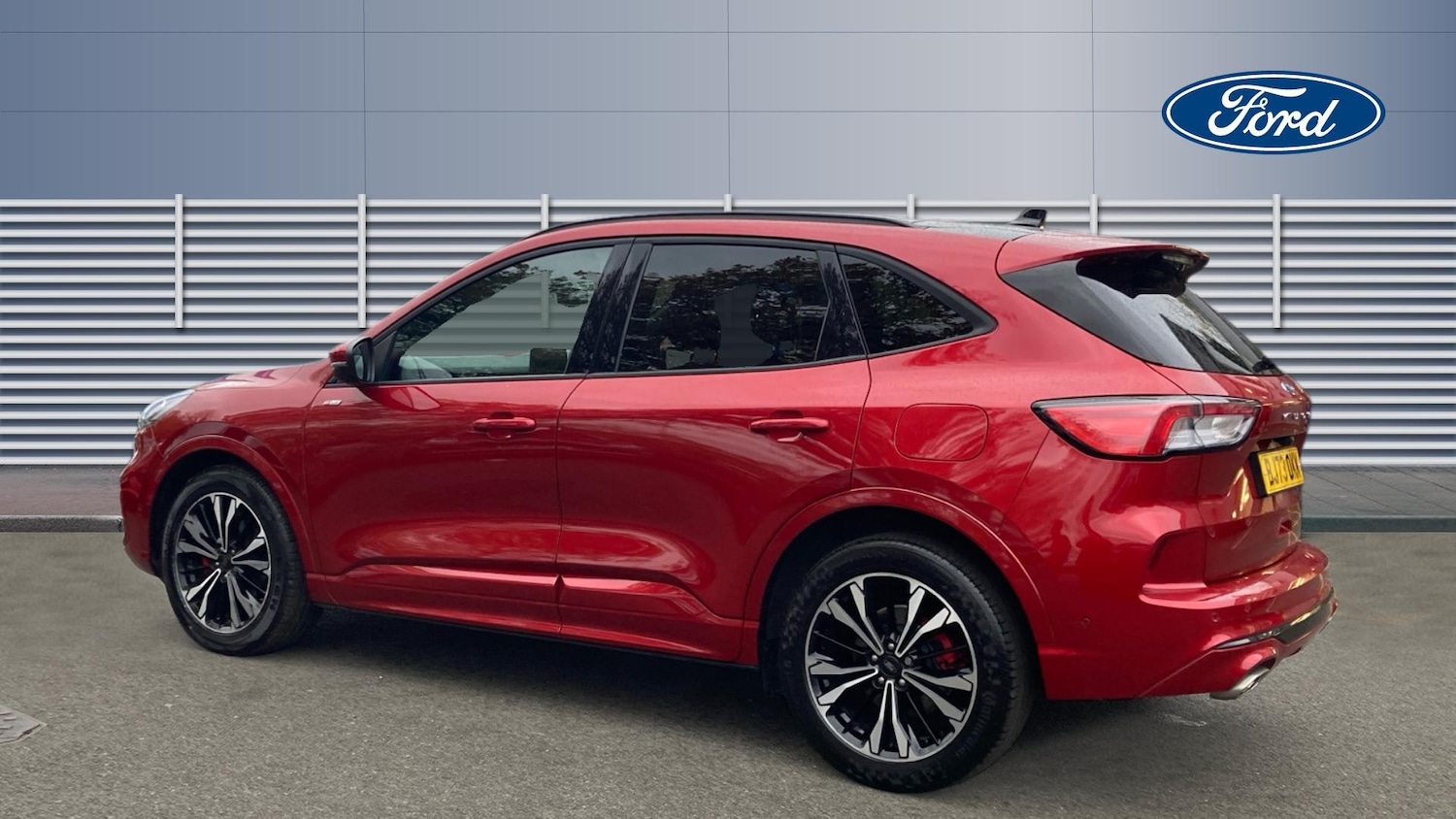 Used Ford Kuga 2023 for sale - 76477799: Photo 2