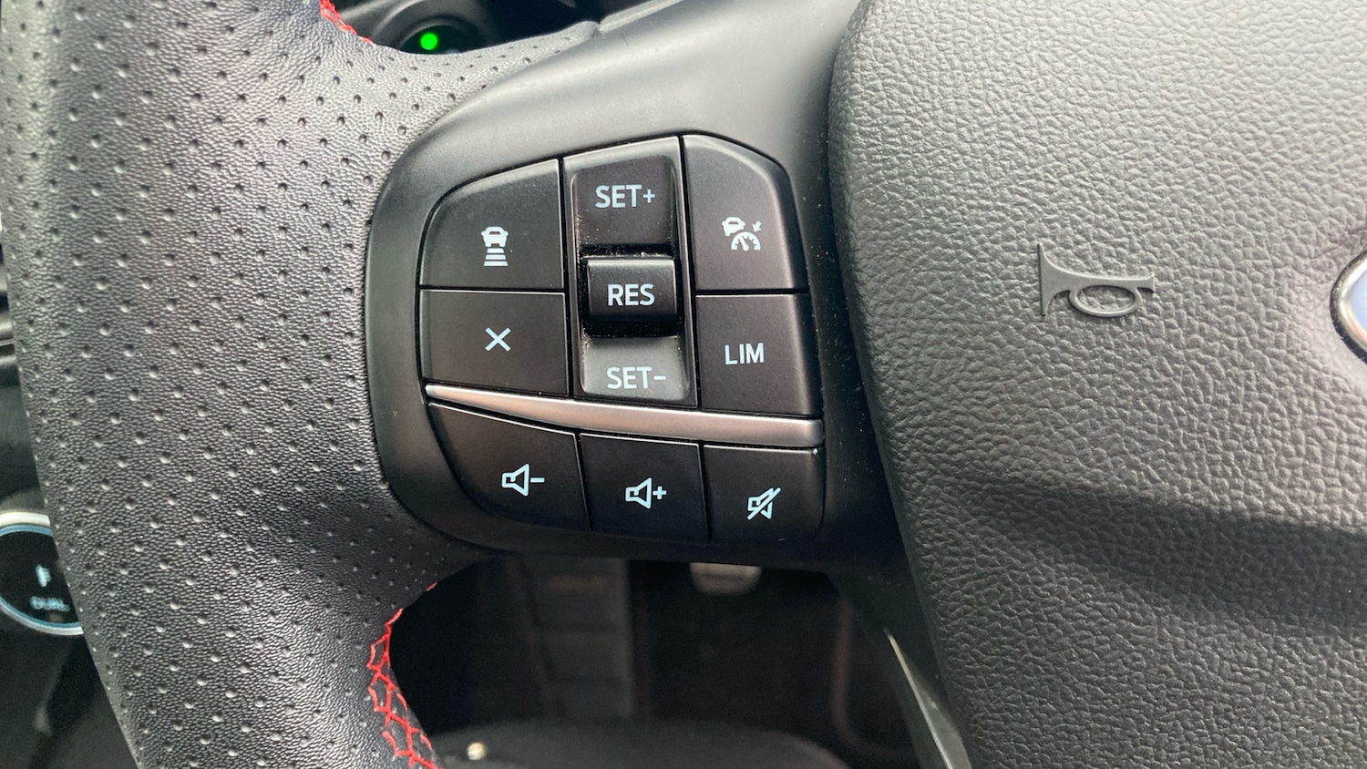 Used Ford Kuga 2023 for sale - 76477799: Photo 40