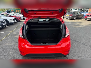 Used Ford Fiesta 2015 for sale - 79526197: Photo