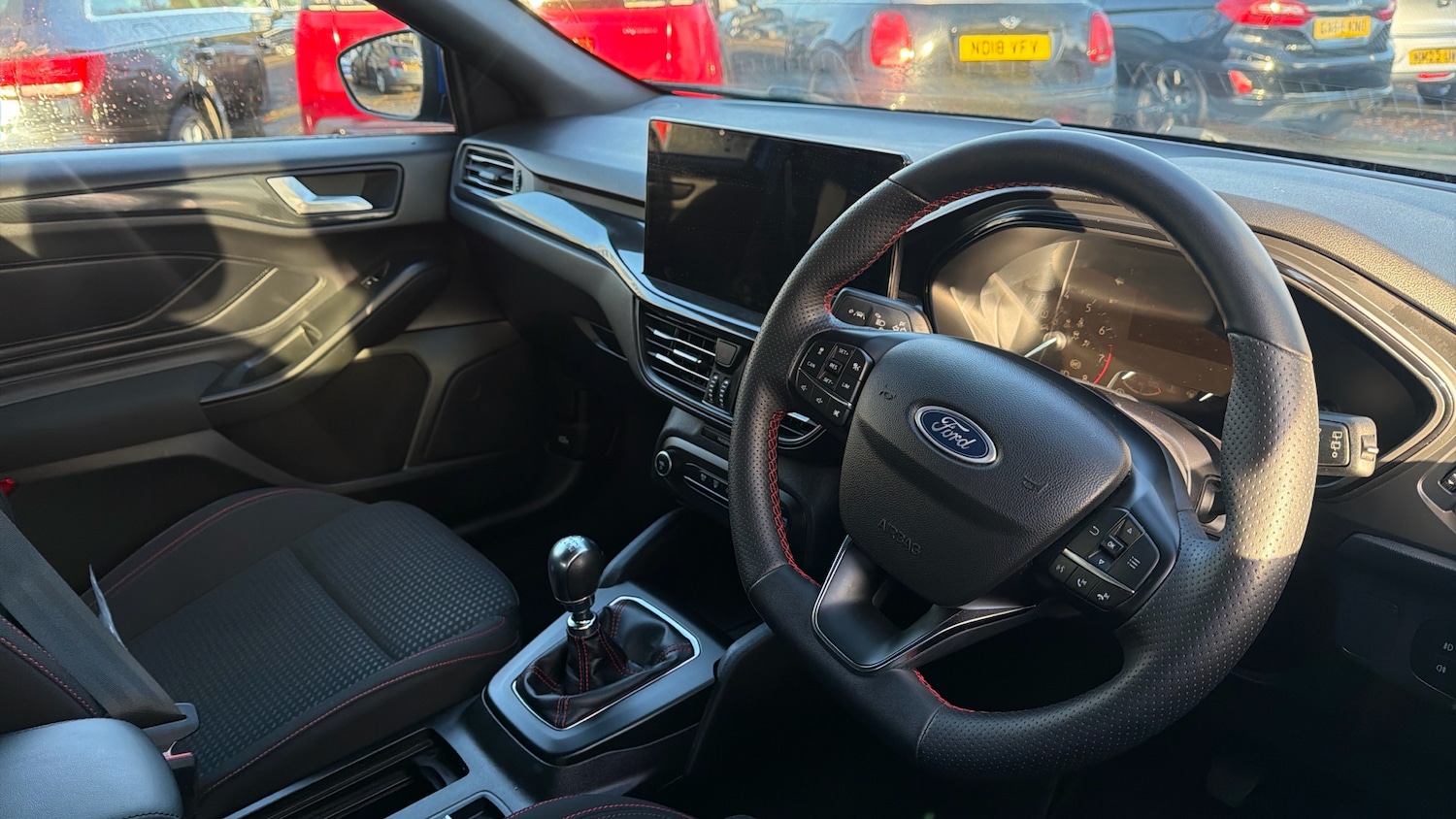 Used Ford Focus 2023 for sale - 76627897: Photo 11