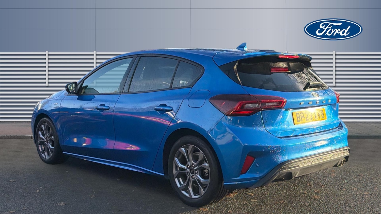 Used Ford Focus 2023 for sale - 76627897: Photo 2