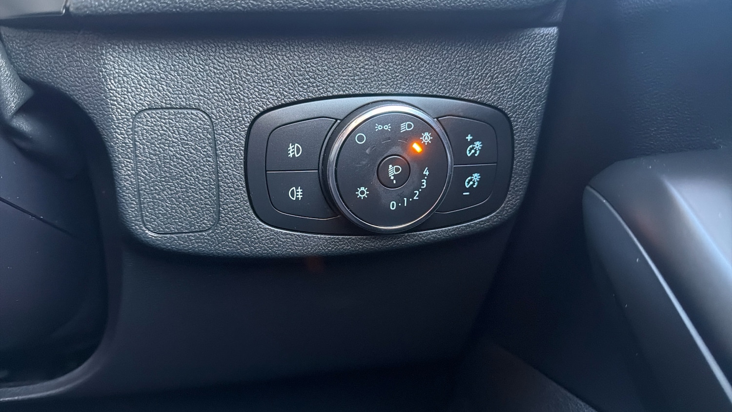 Used Ford Focus 2023 for sale - 76627897: Photo 22