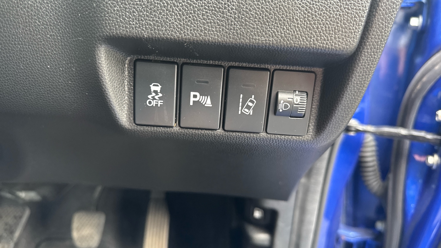 Vehicle 35