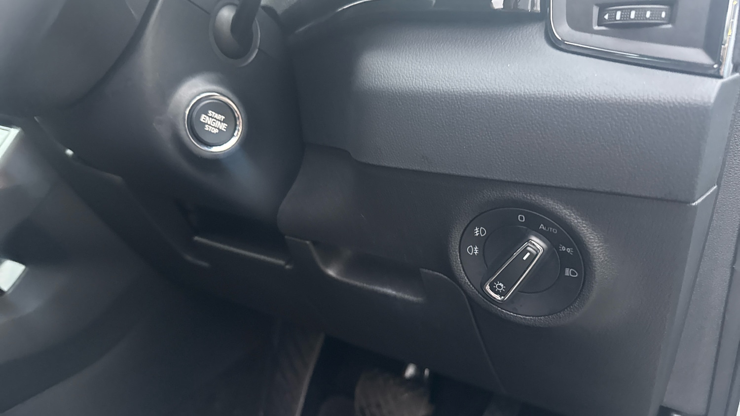 Used Skoda Karoq 2023 for sale - 77046159: Photo 36