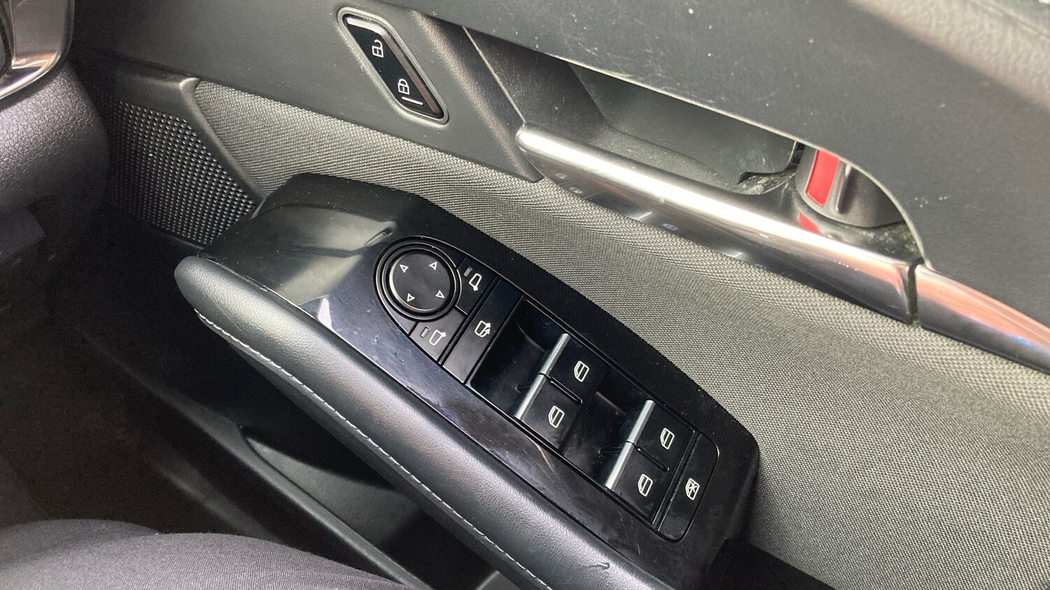 Used Mazda CX-30 2021 for sale - 77965610: Photo 38