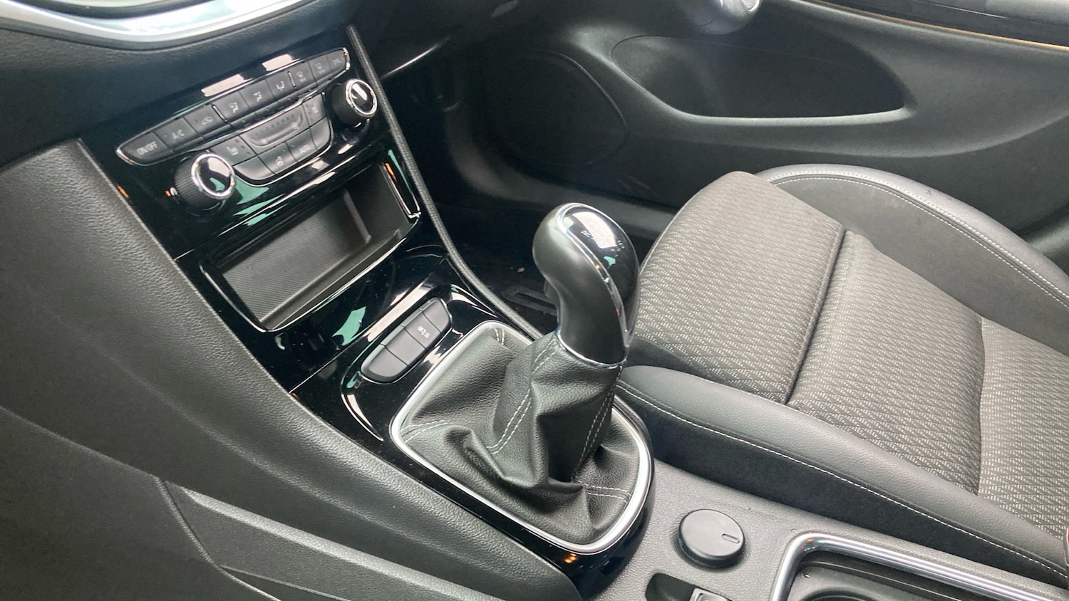 Used Vauxhall Astra 2019 for sale - 77461128: Photo 13