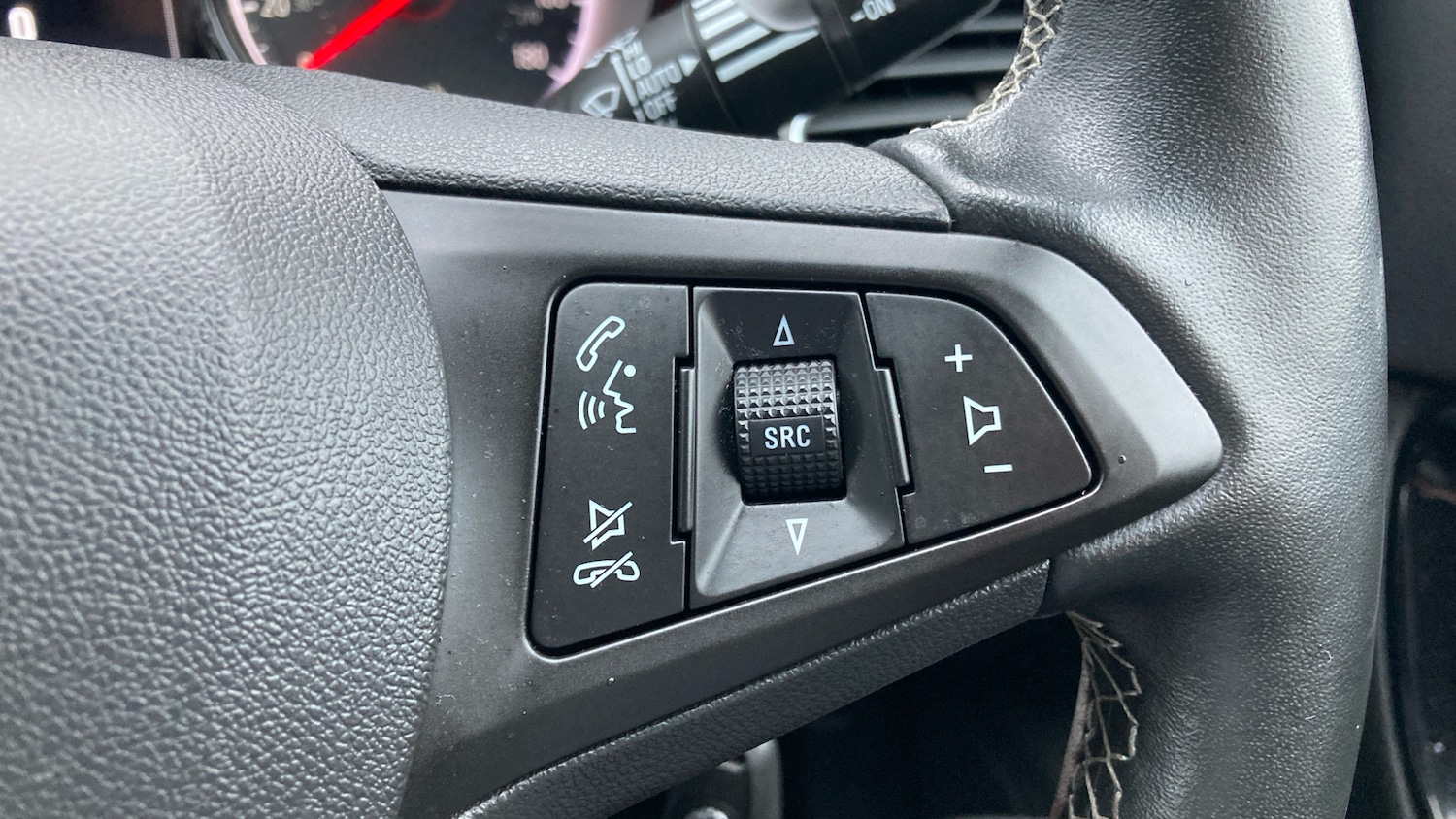 Used Vauxhall Astra 2019 for sale - 77461128: Photo 32