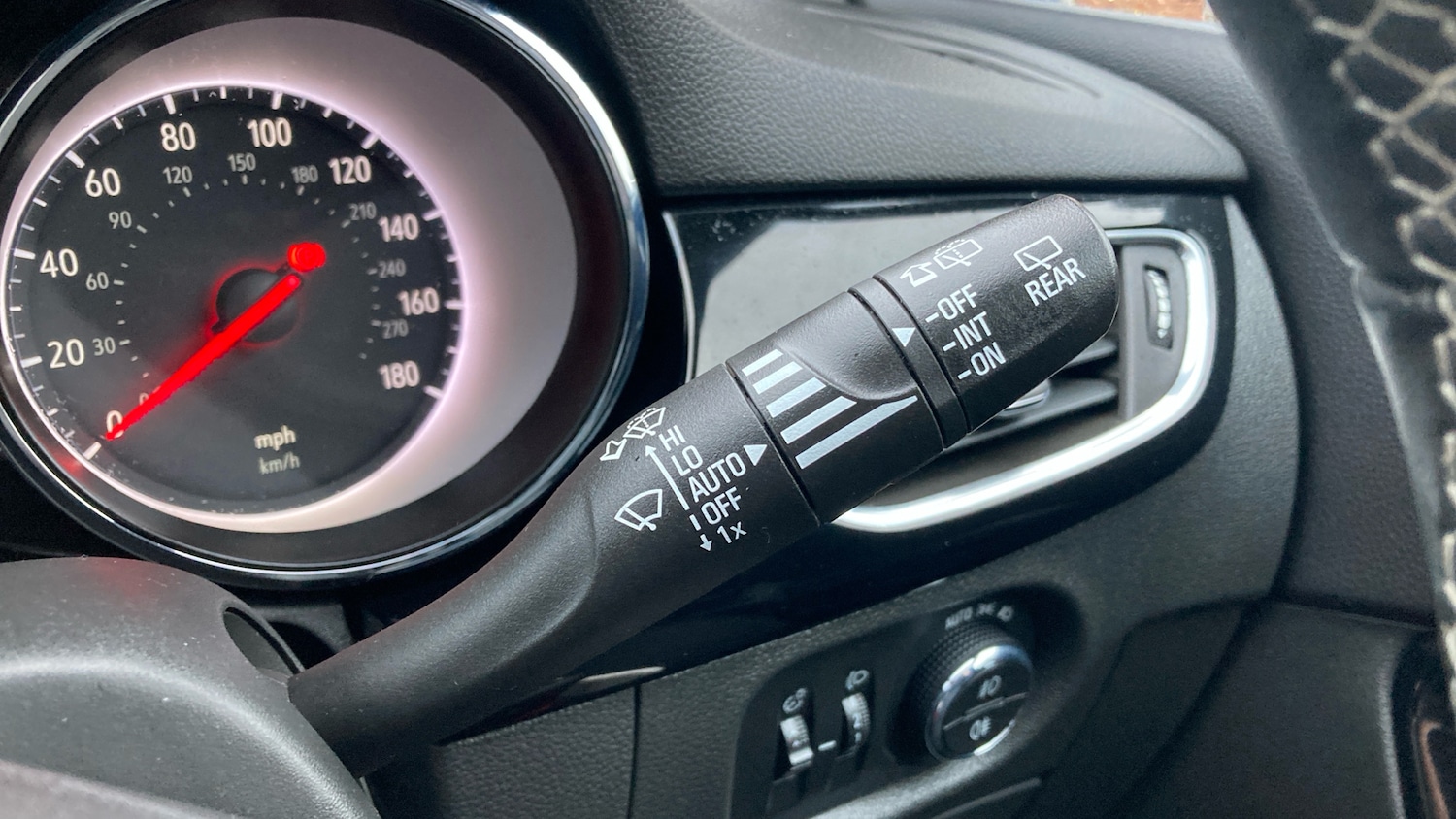 Used Vauxhall Astra 2019 for sale - 77461128: Photo 33