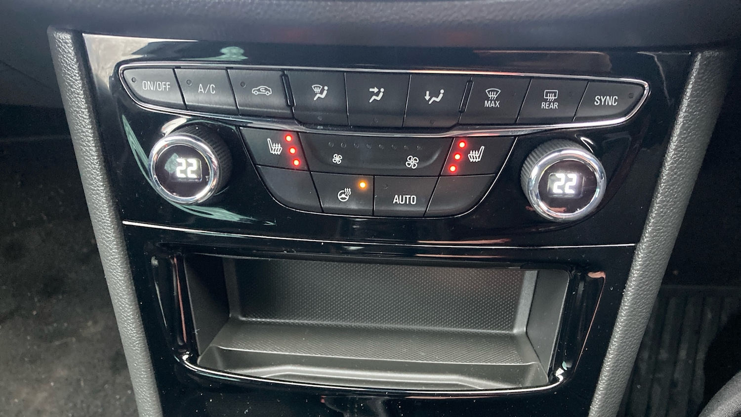 Used Vauxhall Astra 2019 for sale - 77461128: Photo 39