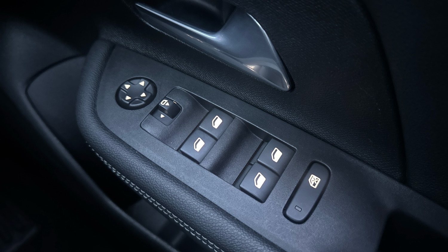 Used Vauxhall Mokka 2023 for sale - 77038778: Photo 32