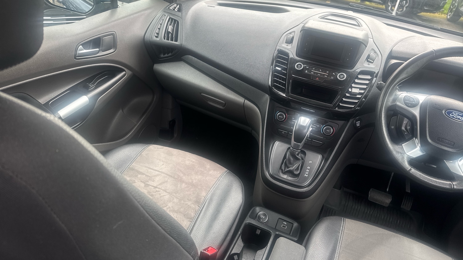 Used Ford Tourneo Connect 2019 for sale - 77831646: Photo 14
