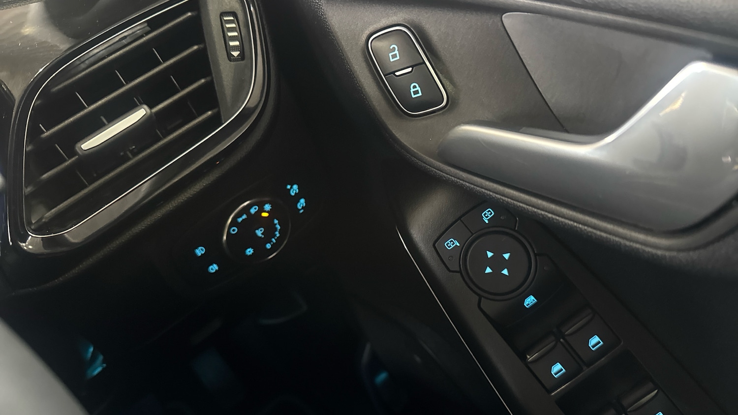 Used Ford Fiesta 2023 for sale - 77180662: Photo 40