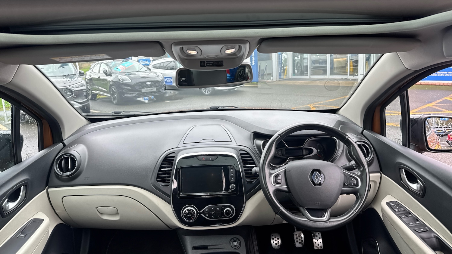 Used Renault Captur 2018 for sale - 77494594: Photo 10