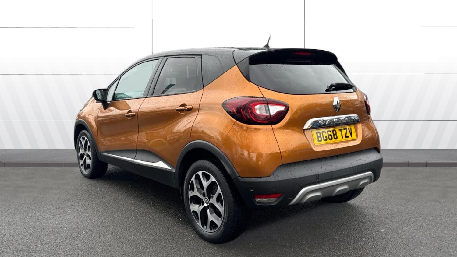 Used Renault Captur 2018 for sale - 77494594: Photo 2