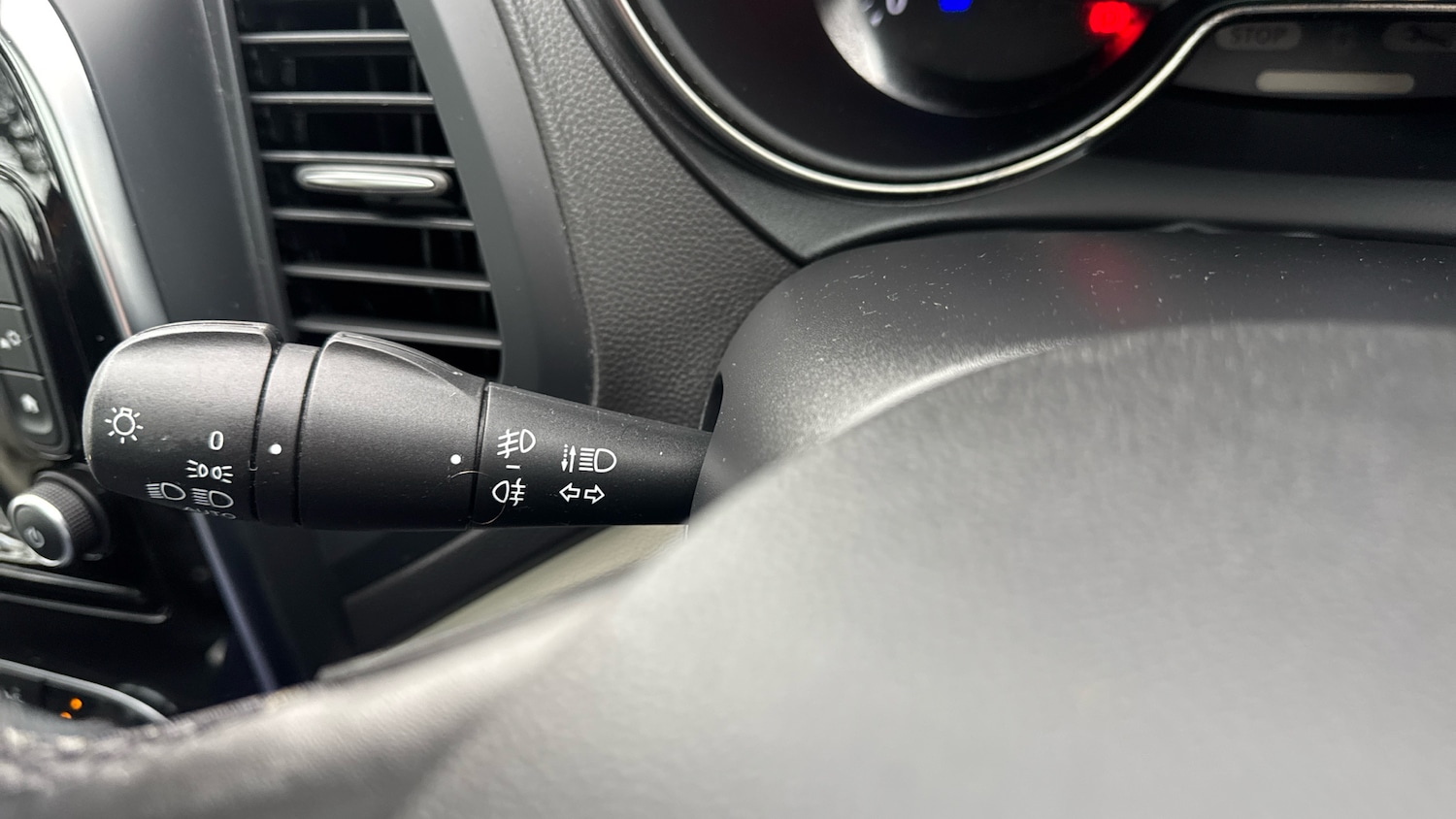 Used Renault Captur 2018 for sale - 77494594: Photo 36